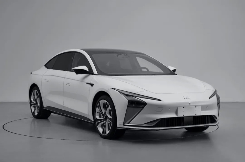 IAA 新车一览；8 月新势力上险数公布｜E 周要闻