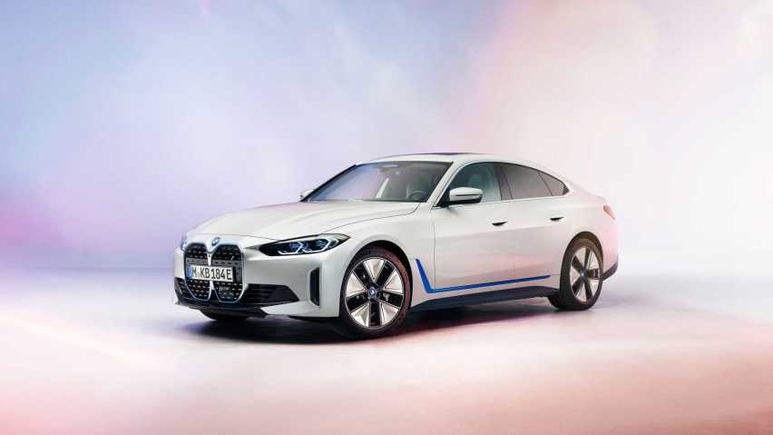 拥有530马力的BMW i4，着实是个无声杀