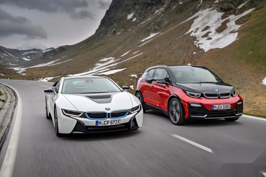 创新BMW iX，满足你对未来的想象