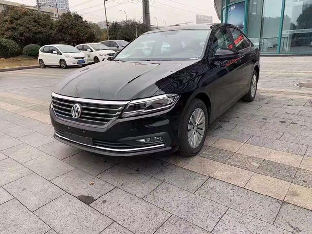 新朗逸真的相当不错，外观号称“小帕萨特”，性价比不错