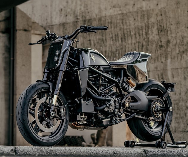 改装车赏析丨杜卡迪Hypermotard 939 暗黑工业风