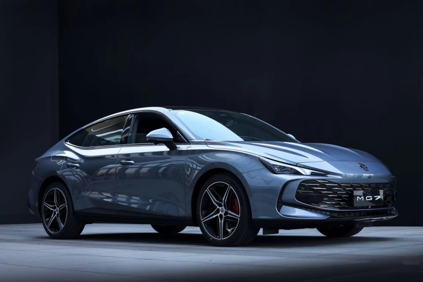 兼顾优雅高级与速度激情!MG7上市即交付,售价11.98万元