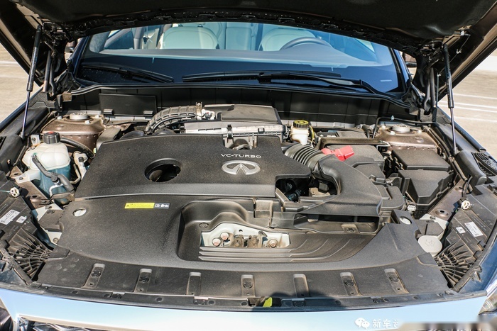 英菲尼迪QX50、奔驰GLC怎么选？预算不高还想配置高！