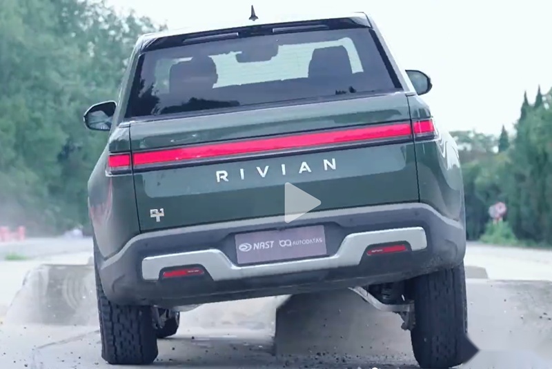 正在市场调研？Rivian R1T国内实车曝光