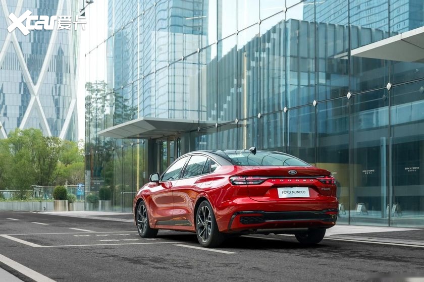 搭载第五代2.0T EcoBoost®发动机，福特新蒙迪欧14.98万