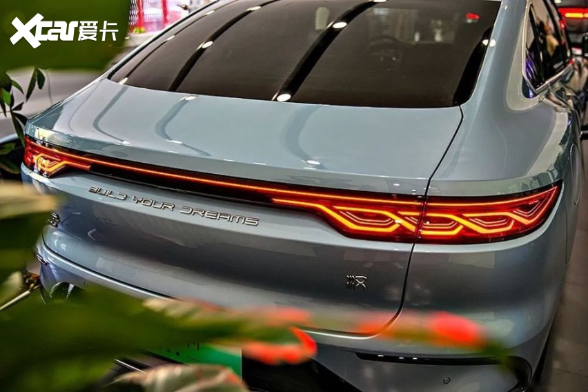 新增纯电续航200km版本,静态实拍比亚迪汉dm-i冠军版丨智驾开箱