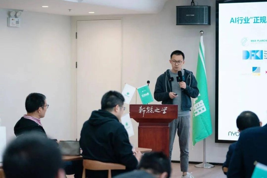 他说中国汽车大模型公司将成全球第一