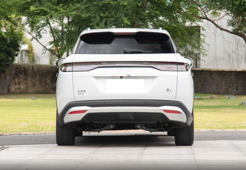 13.58万起，买中型插混SUV，亏电百公里油耗3.9L
