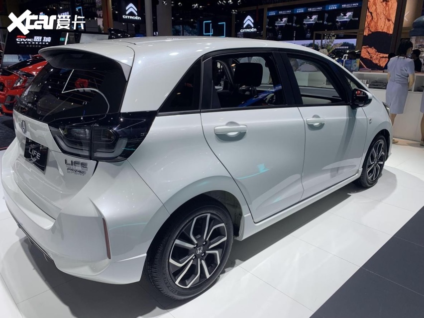 除了飞度以外,还有这款精致小车,实拍解析本田life来福酱