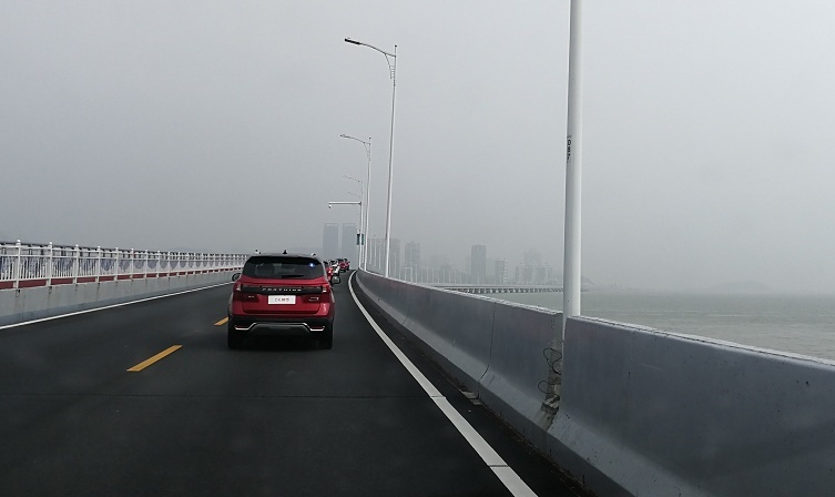 这款紧凑型SUV，大空间、配置高，质保8年/16万公里！