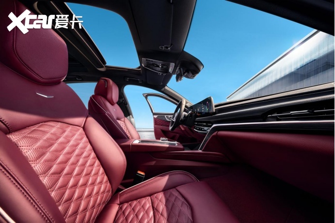 三车齐发 品牌焕新，入华20载凯迪拉克勇敢再出发