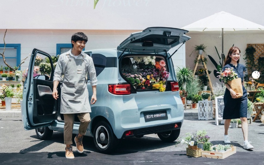 油价涨和小型电动车越来越多，为何都不能赶超宏光MINI EV？