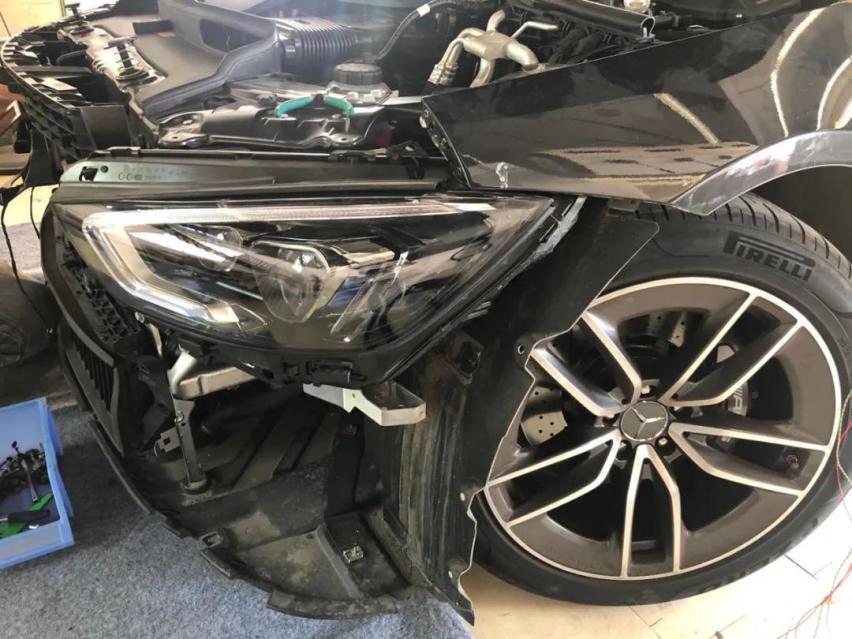 19款奔驰AMG GT50改装23P驾驶辅助系统和前排座椅记