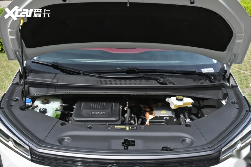 对标腾势d9与别克gl8,广汽传祺e9正式上市,售价32.98万起