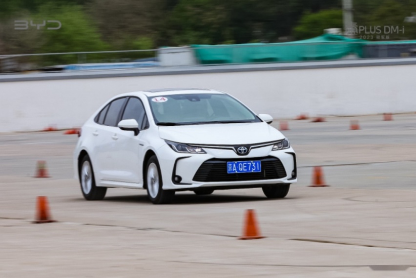 、百公里亏电油耗低至3.8L，主打的就是“省”！2215.png