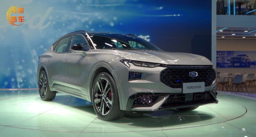 实拍长安福特EVOS，智能得像个纯电车，1.1米大联屏，惊艳吗？
