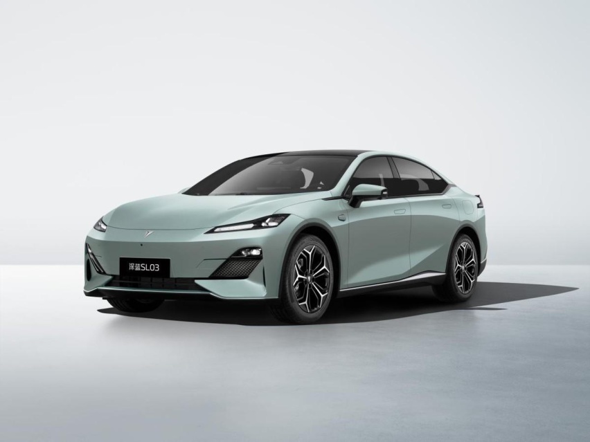 深蓝2025款SL03正式上市，售价11.99万元起，销量能否新的突破