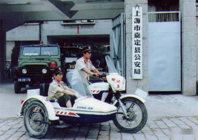 中国经典警车盘点，致敬