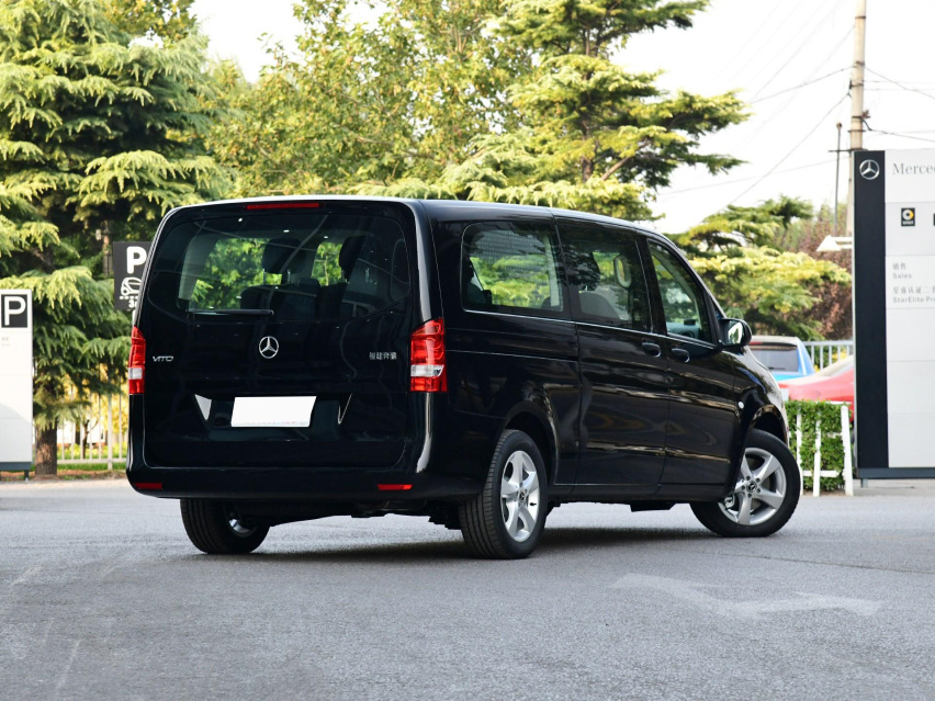 奔驰2020款威霆正式上市
