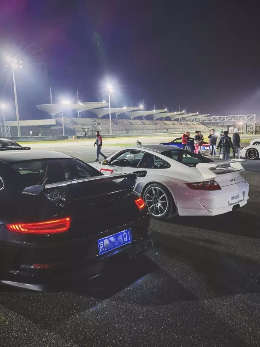 再遇保时捷跑车日，把自己的GT3开上赛道是什么体验？