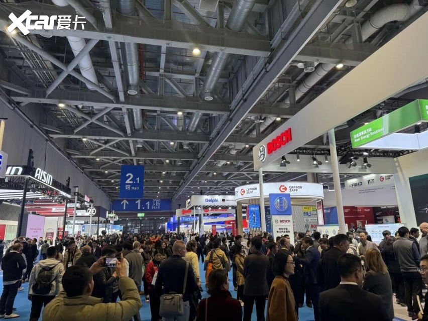 熊猫陪逛的上海汽配展,藏着汽车圈的未来密码