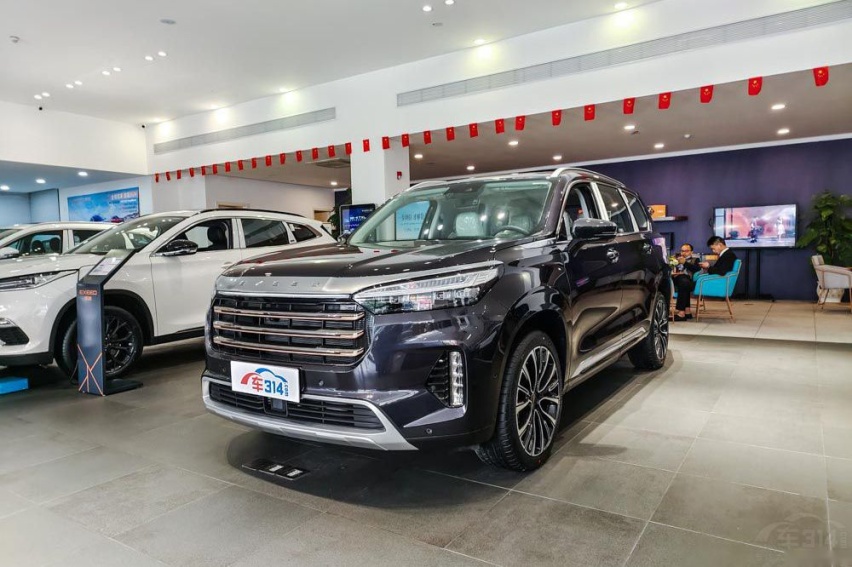奔腾T99对比星途揽月,谁才是高性价比SUV?
