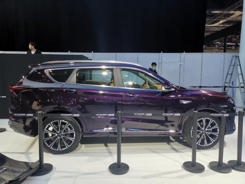 2021上海车展：捷途X70 PLUS诸葛版与捷途X90实拍