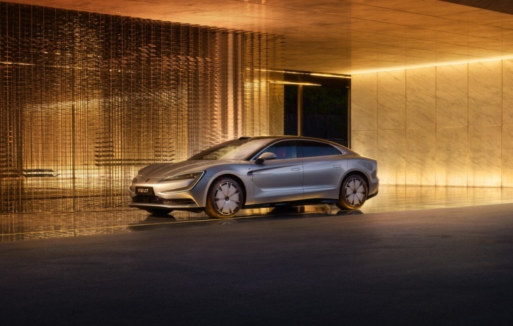 仰望U7 PHEV、EV双旗舰开启预售，仰望携全车系亮相广州车展