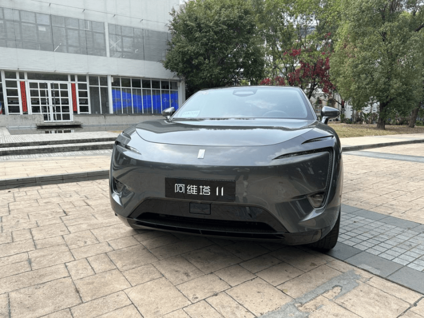 体验全套华为HI加持的单电机版阿维塔11 蔚小理氪等怎么比？