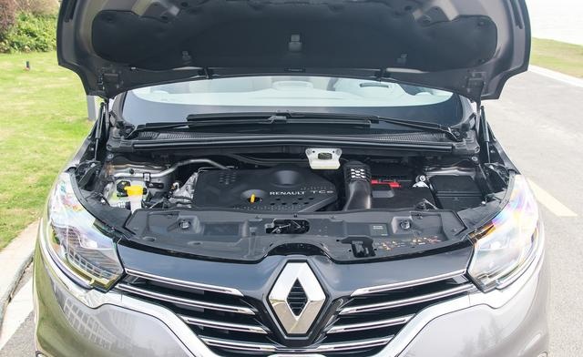被车标拖累的进口MPV，配1.8T+三层隔音已跌至20万