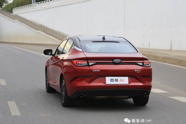 江淮嘉悦A5首试：和大众共线生产，产品力有多大提升？