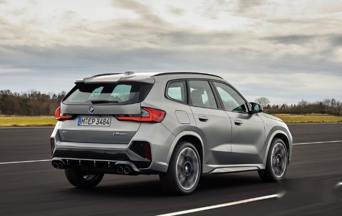 最强2.0T 配置升级 运动套加身 新款宝马X1 xDrive M35