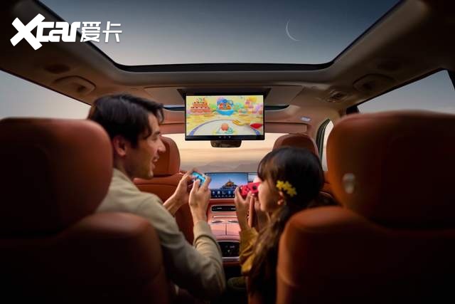 搭载Momenta R6飞轮大模型 15.98万起带城区NDA 传祺向