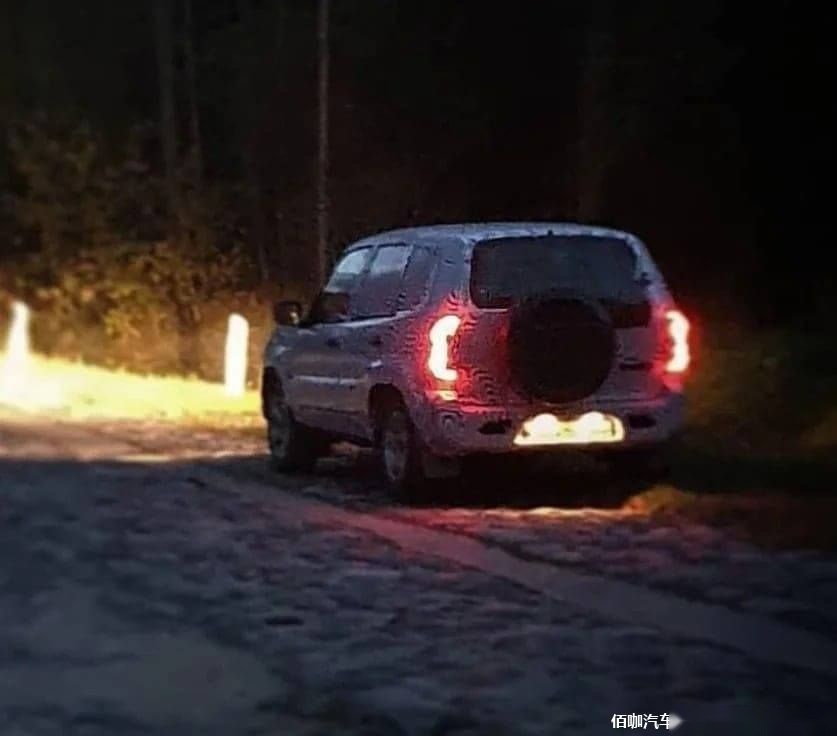 lada-niva-fotos-espia-202073817-1608299728_1.jpg