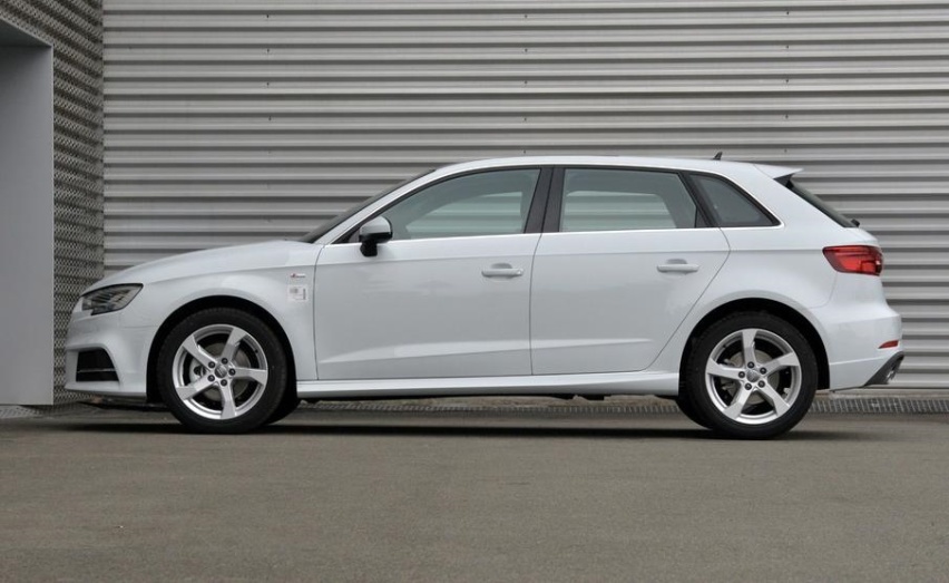 autohomecar__ChsEvWAOOq-AStOPAAevhl6En88651.jpg