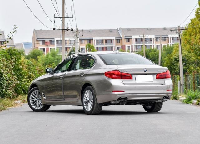 45万预算买台婚车，宝马530Li与奔驰E300 L怎么选？