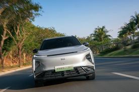 省油又智能，价格更心动！银河L7 EM-i 11.18万起焕新家庭出行