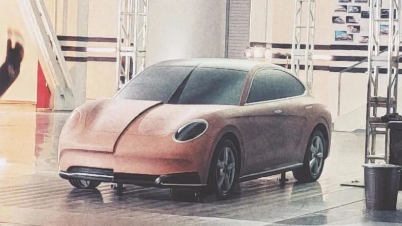 欧拉闪电猫曝光、敞篷版的宏光MINI EV来了…丨今日车闻