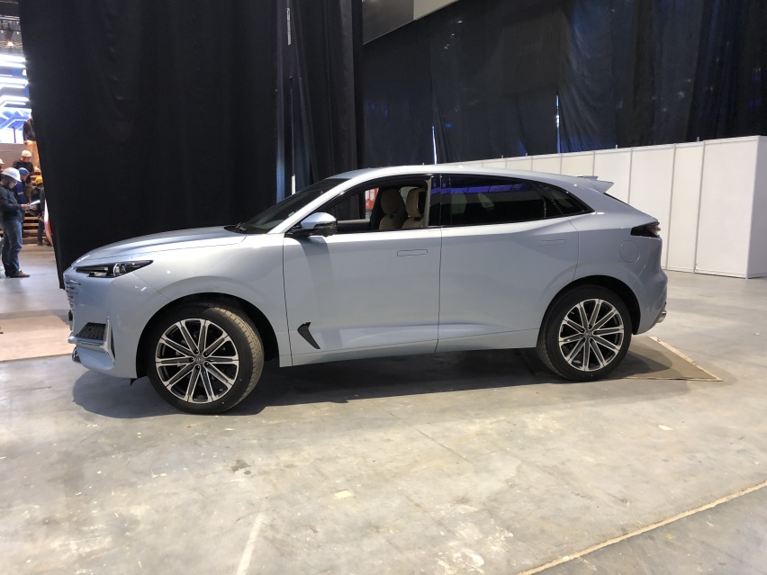 车展探馆 | 长安UNI-K现身，15万SUV性能碾压日系车