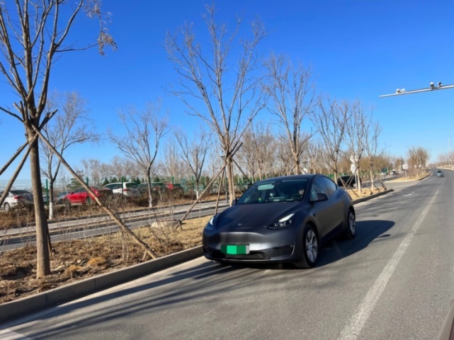 狭路相逢各有所长，东风日产ARIYA艾睿雅、特斯拉Model Y 如何