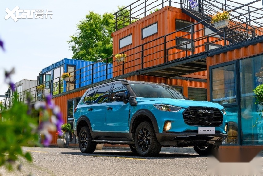 新款上汽大通D90 Pro：真七座越野SUV，除了动力强 还有哪些实力
