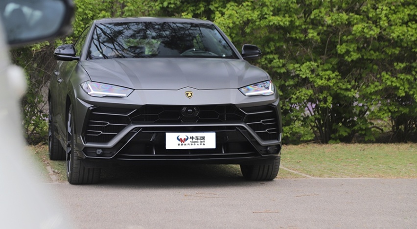 是不是地表最快的SUV？牛车网试驾兰博基尼 Urus！