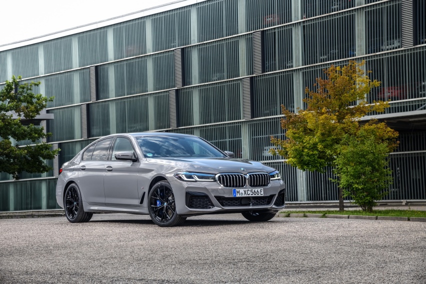 综合输出394 hp 宝马545e xDrive混动发布