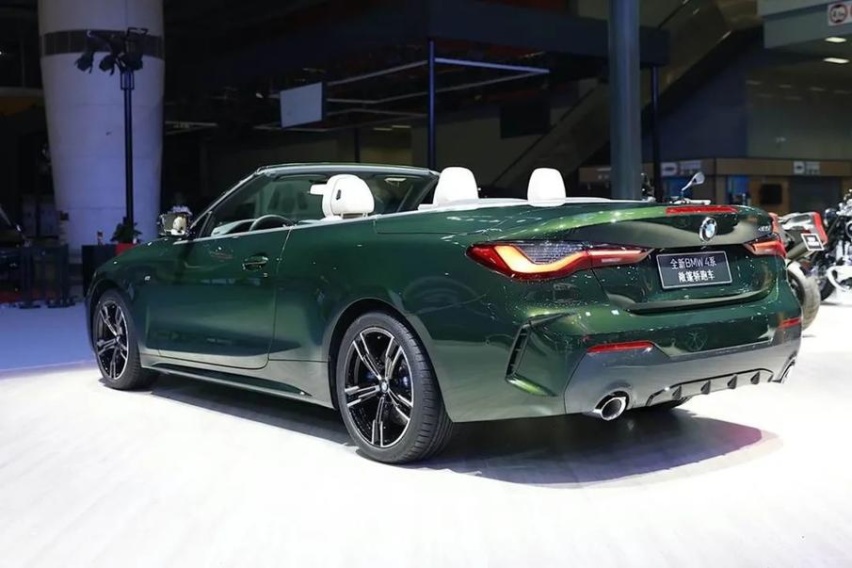 全新BMW 4系敞篷轿跑车用创新软顶致敬经典魅力
