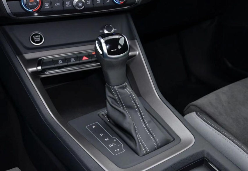 想要入手豪华紧凑型SUV，凯迪拉克XT4和奥迪Q3，谁才是明智之选？