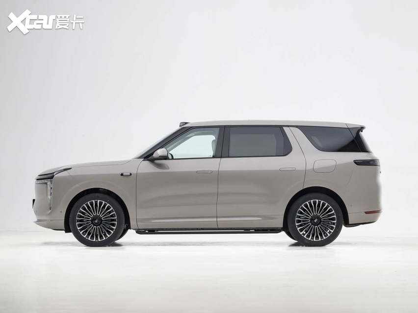 纯电续航最大430km智能化拉满智己LS8能否成为爆款?(图4)