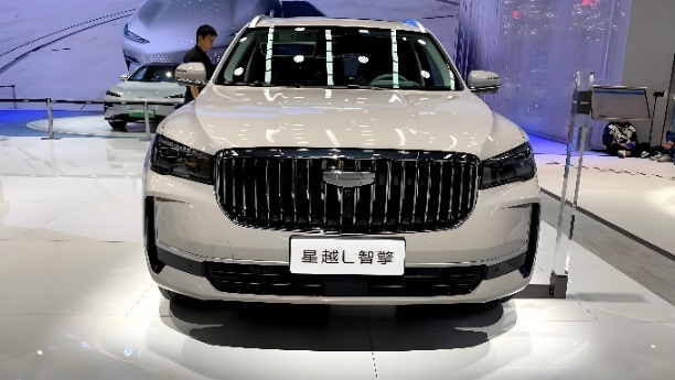 星越L智擎版：15万内混动神车