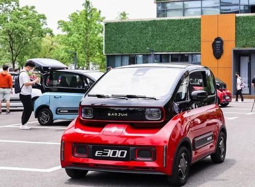 宝骏E300即将发布，宏光mini ev后的另一个选择？