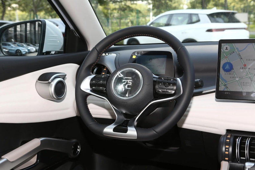 选车对比丨元PLUS荣耀版对比iCAR 03，你会怎么选？