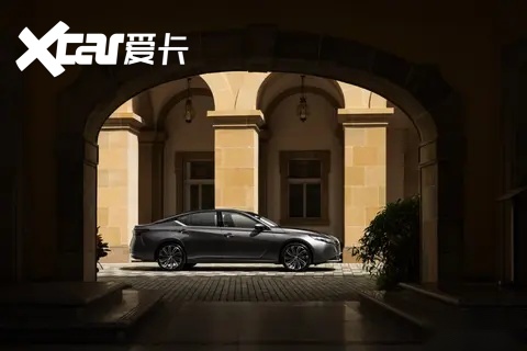 东风日产公布“油电同智”战略首车：天籁·鸿蒙座舱新车首发亮相